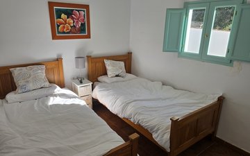 Property slide 35