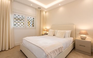 Property slide 18