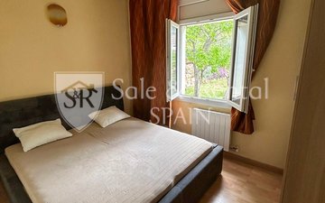 Property slide 18