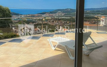 Property slide 22