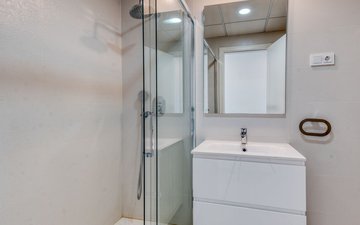 Property slide 15