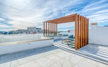 Property slide 18