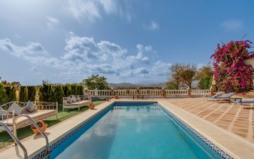 Property slide 9