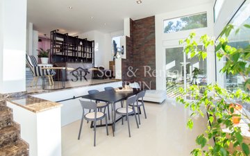 Property slide 18
