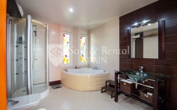 Property slide 42