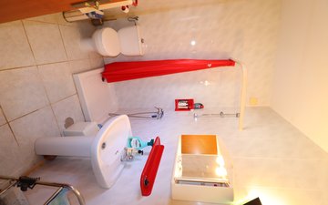 Property slide 21