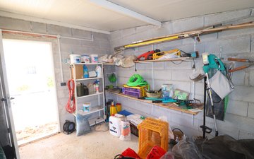 Property slide 25