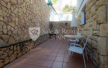 Property slide 21