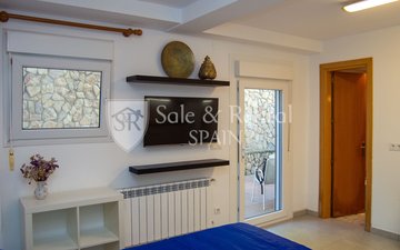 Property slide 23