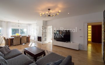 Property slide 40