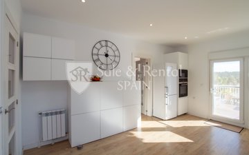 Property slide 44