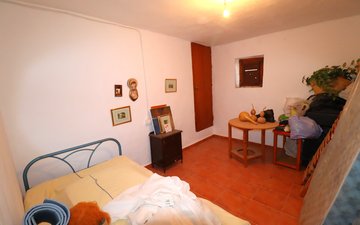 Property slide 15