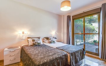 Property slide 14