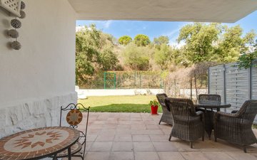 Property slide 18