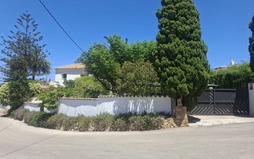 Property slide 42