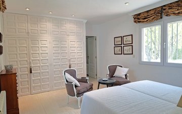 Property slide 18