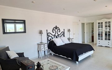 Property slide 27