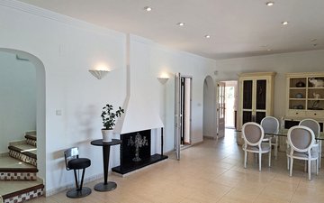Property slide 25