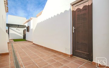 Property slide 46