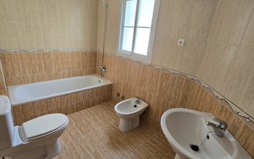 Property slide 16