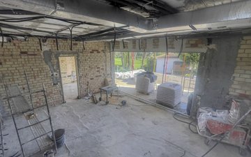 Property slide 14