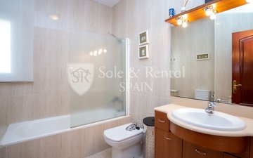 Property slide 20