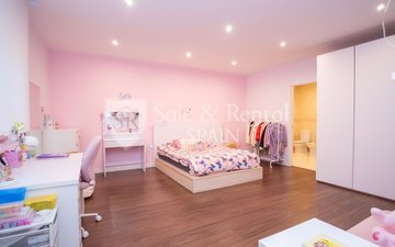 Property slide 35