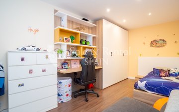 Property slide 41
