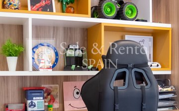 Property slide 44