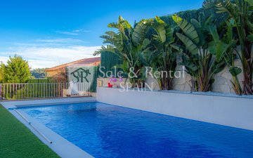 Property slide 47