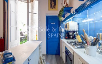 Property slide 15