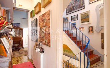 Property slide 17