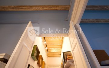 Property slide 32