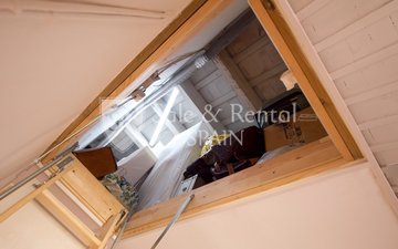 Property slide 44
