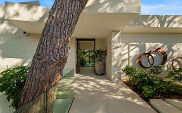 Property slide 31