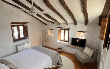 Property slide 44