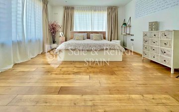 Property slide 24