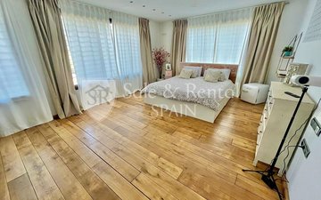 Property slide 25