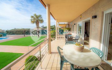 Property slide 21