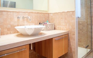 Property slide 32