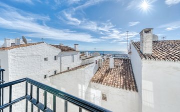 Property slide 15