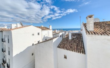 Property slide 19