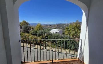 Property slide 21