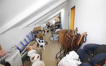 Property slide 40
