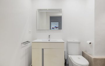 Property slide 25