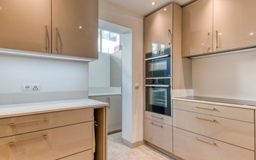 Property slide 10