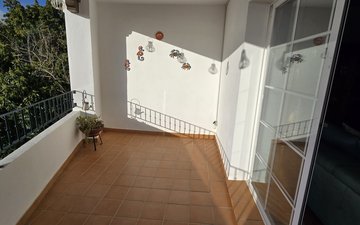 Property slide 20