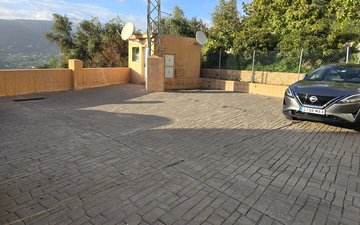 Property slide 39