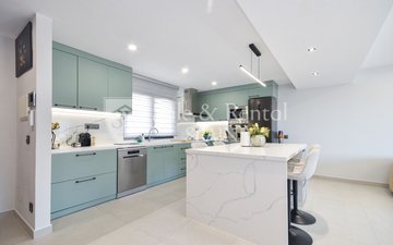 Property slide 18