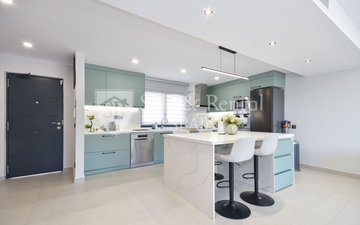Property slide 19